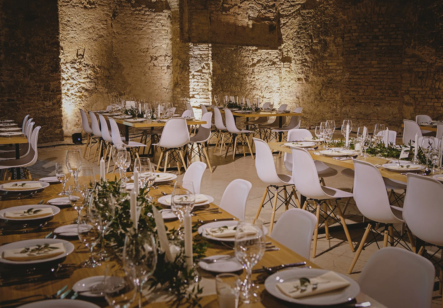 YESS_event_hire_bérelhető_bútor_inspiráció_Kiscelli_esküvő